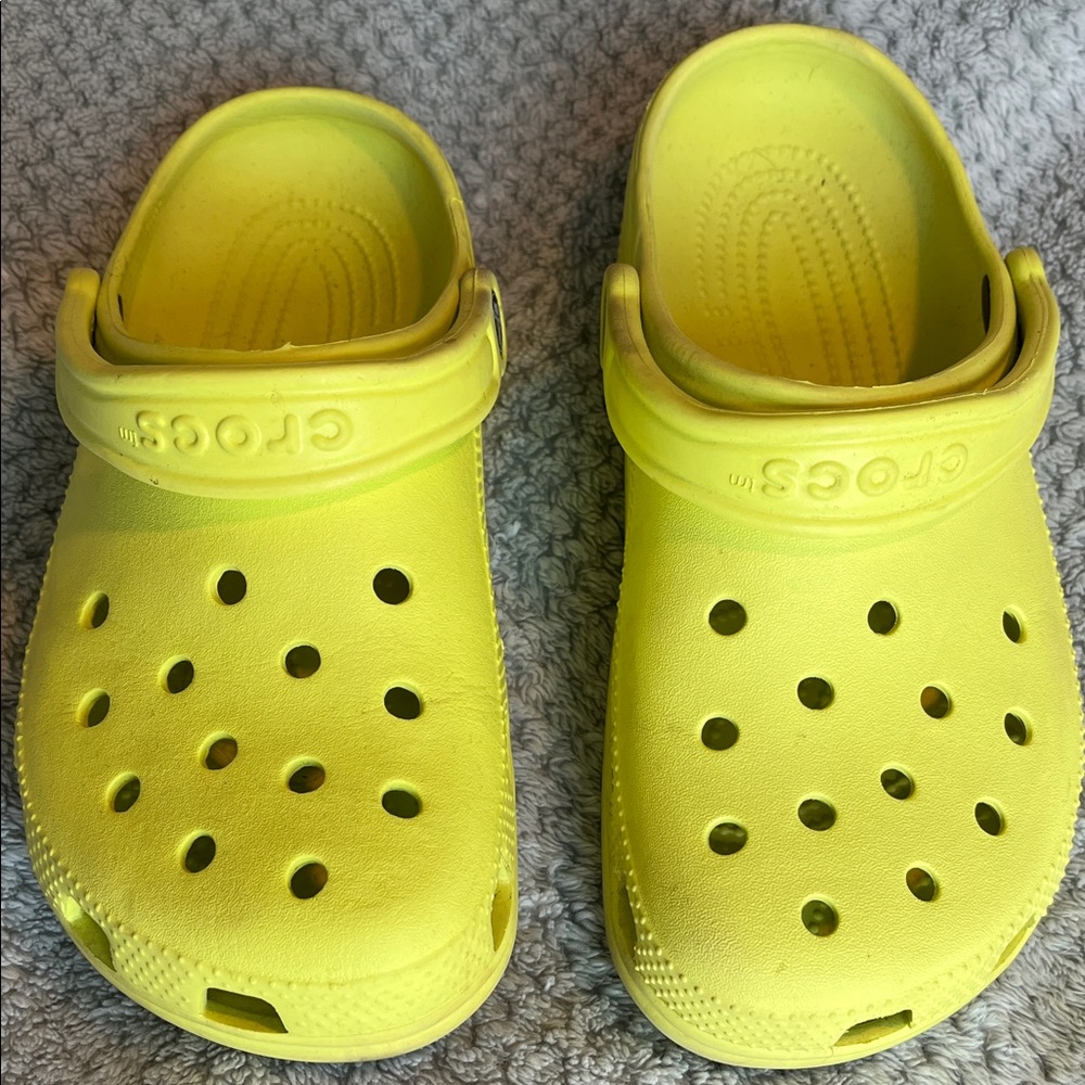 CROCS Lemon/Lime Classic Clog